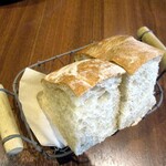 ランビアンス ドゥース - パン自家製