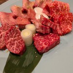 炭火焼肉 久 - 