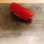 むら上 - 沖縄のマグロの赤身