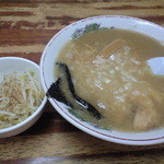 とん八ラーメン - ラーメン