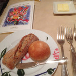 ラ・ブラッスリーシェ松尾 渋谷東急本店 - 2014/08/☆  パンは2種類