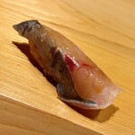 すが弥 - エボ鯛です。昆布〆です