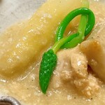 すが弥 - クリーム煮だけれど出汁は蛤。背骨は和食です