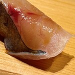 すが弥 - 昆布〆のエボ鯛のドアップ