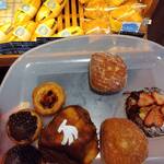 マリン ベーカリー - 