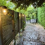 moderato on the green - 