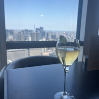 ザ タヴァン グリル＆ラウンジ - 