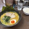 横浜らーめん 壱八家 スカイビル店