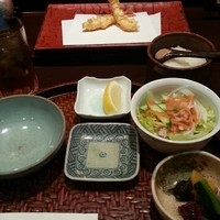 てんぷら銀座天亭 - 落ち着いた雰囲気です