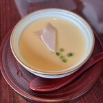 游玄亭 - 中身はあわびの茶碗蒸しでした♪