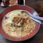 ラーメン仙花 - 野菜の担々麺