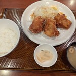ガスト - 料理写真:から揚げ3個定食
