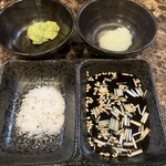 Yakiniku restaurant "Kabachi" - 醬汁・鹽・蒜蓉・芥末