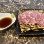 Yakiniku restaurant "Kabachi" - 頰肉50日圓