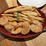 コナズ珈琲 - ガーリックシュリンプ＆フレンチフライ