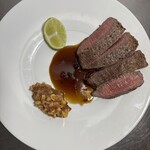 HOFF - 和牛ステーキ　コーンサルサとスパイス醤油のソース