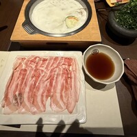 豆乳とんしゃぶ 寅太郎 - 