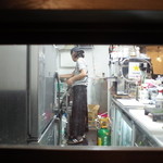 SATOブリアン - 何故か厨房が見える小窓が(笑)