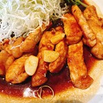 ライオンズゴルフ倶楽部 - あらあら、ニンニクが丸ごとこんな沢山入っていました