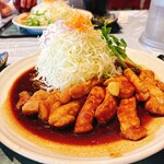 ライオンズゴルフ倶楽部 - このキャベツの盛りの良さww