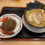 大志軒 真岡店 - 全部盛り淡麗味噌麺
                                黒半チャン定食