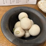 お料理とお酒 oto - うずら卵の青唐ピクルス