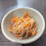 養老乃瀧 - お通し。塩分多い