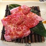 焼肉 九田家 - 和牛カルビランチ1,100円（ランチ定食は、ビュッフェ食べ放題）