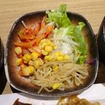 焼肉 九田家 - 和牛カルビランチ1,100円（ランチ定食は、ビュッフェ食べ放題）