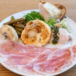 だだ商店 だだ食堂 - 2025.5 ペルシュウプレート（2,600円）