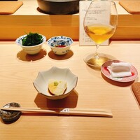 鮨 由う - 