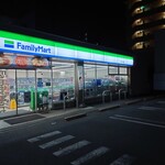 ファミリーマート - 外観写真: