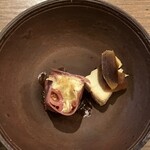 五明の向かい - 