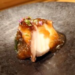 鮨 弥さか - 明石タコ新玉ねぎとトマトのジュレ