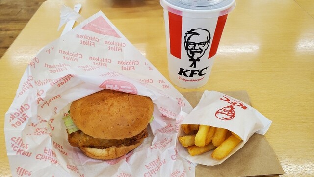 ケンタッキーフライドチキン アピタ新潟西店 - 小針/レストラン | 食べログ