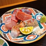 柳橋惣菜 ふく田 - 赤身、中トロ、大トロ、炙りキンメ、あじ、いさき