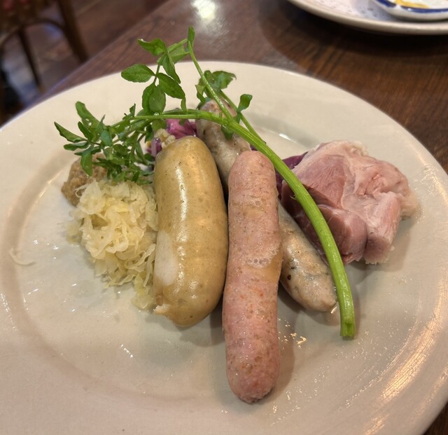 塩マクミ NICK1 ニックワン MEET & P.V.DELICATESSEN - 工場直営レストラン