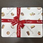 メゾン・ド・プティ・フール - クッキー缶M