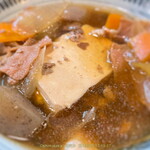 ゆず - 肉豆腐 豆腐半丁がっつり入ってます