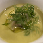 uto - 蜆（しじみ）／　温かいしじみプリン　フェンネル（ういきょう）と胡瓜のヴルーテソース