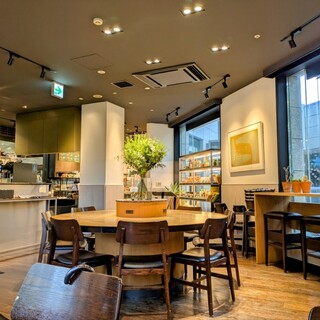 ベーカリー&カフェ 沢村_2