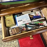 つるみ食堂 - 領収書は、こちら。セルフだよ。