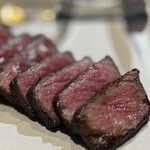 なぎさのハンバーガー - 熟成　相模牛のステーキ　自家製発酵唐辛子ソース