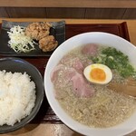朝ラーメン 浜堂六九 - 中華そばはまんど変更、唐揚げランチセット