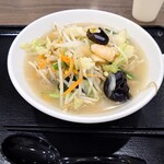 横濱中華 横濱餃子房 - 野菜タン麺 869円