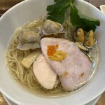 麺処 しろくろ - 浅蜊とムール貝の汐そば