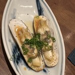 藁焼 みかん - あげ巻き貝。バター焼きで美味しかった。