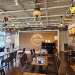 アリーズ フレンド カフェ&レストラン - 内観