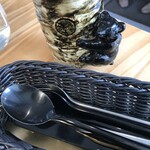 か～るま～る - 金銀黒のカトラリー