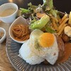 イーエムカフェ 本店